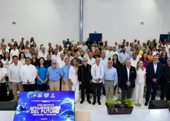 Se realizó el foro educativo “La universidad del futuro: UNACH 2050”