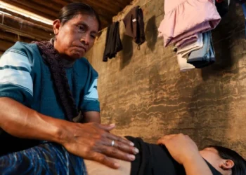 Señala Salud estatal: Parteras atienden 38 % de nacimientos en Chiapas