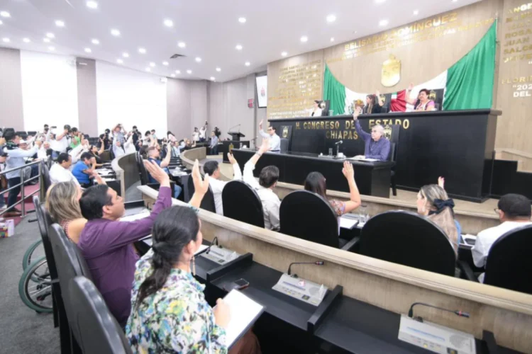 Impulsa Congreso protección a derechos de artesanos de Chiapas