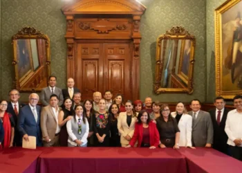 Eduardo Ramírez refrenda coordinación con Federación para fortalecer salud y educación