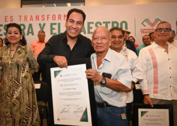 Eduardo Ramírez destaca el papel de las maestras y los maestros en la transformación de Chiapas