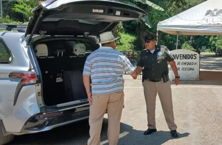 Guardia Estatal de Turismo refuerza acciones de proximidad social en destinos turísticos de Chiapas 