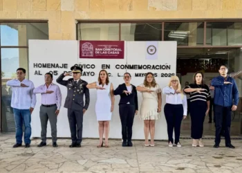 San Cristóbal reafirma respaldo al proyecto de Claudia Sheinbaum en acto cívico del 5 de mayo