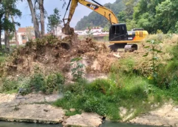 Avanza dragado de ríos y limpieza de cauces en San Cristóbal para prevenir inundaciones