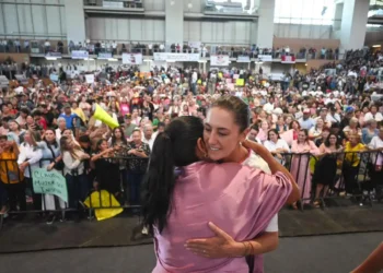 Presidenta entrega Pensión Mujeres Bienestar que beneficia a 3 millones de mexicanas 