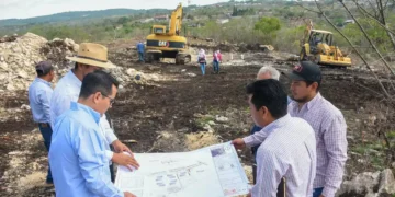 Recorrido de supervisión en la construcción de la UNACH y Unicach en Berriozábal 
