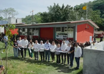 Cecytech inaugura el primer sistema autónomo de energía eólica en el Plantel 01 San Fernando