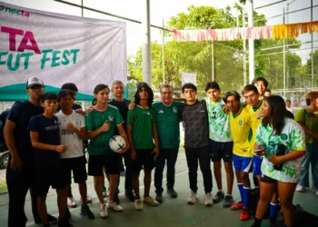 Conecta Fut Fest une a jóvenes a través del deporte: Paco Chacón
