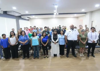 Imparten taller: “Paternidades afectivas” a trabajadores del Congreso del estado