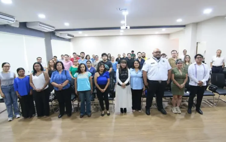 Imparten taller: “Paternidades afectivas” a trabajadores del Congreso del estado