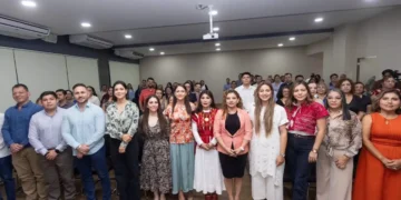 Imparten conferencia “Prevención y erradicación de la violencia” a personal del Congreso