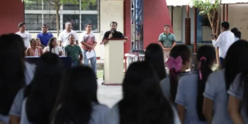 “Ella no nos pertenece, somos hijos de la Madre Tierra”: Roger Mandujano