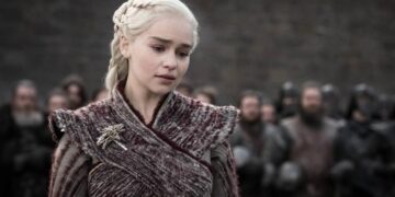 Emilia Clarke relata su dura recuperación tras sufrir dos hemorragias cerebrales