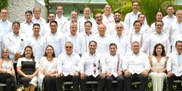 Eduardo Ramírez fortalece la certeza jurídica en Chiapas con convenio entre el Gobierno del Estado y notariado
