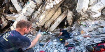 Sube a 1,719 la cifra de fallecidos por terremotos en Venezuela
