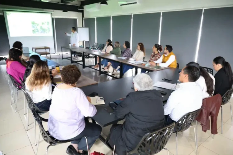 FGE se suma a la estrategia estatal para prevenir y erradicar el embarazo en adolescentes