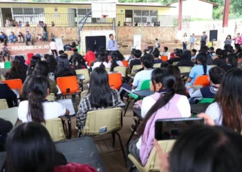 FGE realiza jornadas de prevención del delito en escuelas de Tenejapa