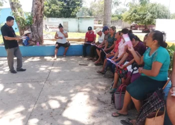 Fiscalía de Distrito Selva acerca pláticas preventivas a madres y padres de familia de Ocosingo y La Libertad
