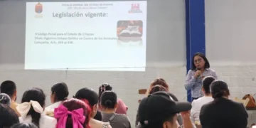 FGE imparte plática de prevención de maltrato y crueldad en agravio de animales de compañía