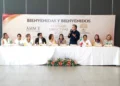 Paco Chacón reconoce el papel de las mujeres de la AMMJE en su visión de transformación humanista