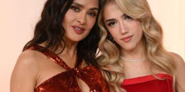 ¡Invitadas de lujo! Salma Hayek y Valentina Paloma arman la fiesta con Bad Bunny en ‘La Casita’ de Londres