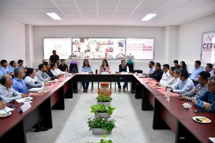 SAyBG fortalece la transparencia con entrega de constancias del CRUC Balam