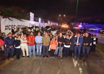 Fabiola Ricci inaugura alumbrado del Eje Vial 2 