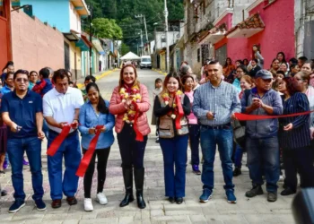 Inaugura Fabiola Ricci la Cerrada El Bosque