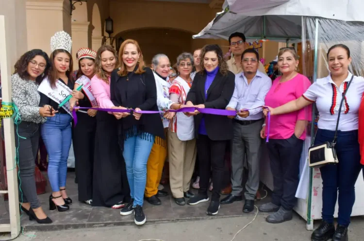 Inaugura Fabiola Ricci la Expo de Dulces radicionales del Corpus Christi en el MUSAC