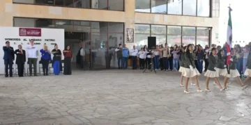 Honores a la Bandera fortalecen valores cívicos y libertad de expresión en SCLC