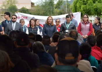 Inician 180 cirugías de cataratas para mejorar la calidad de vida de familias sancristobalenses