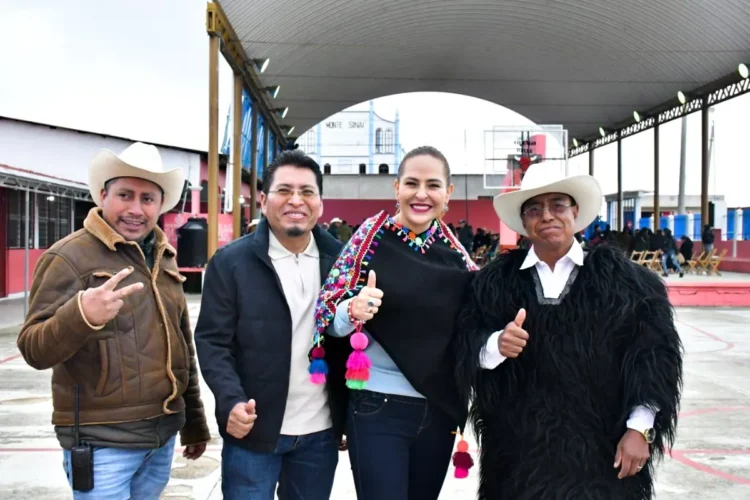 Inicia construcción de salón comunitario en Selva Natividad 