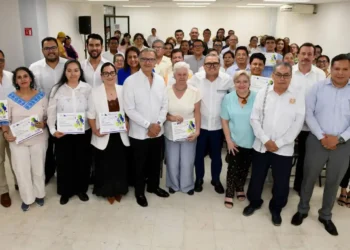 Clausuran en la UNACH los trabajos del Diplomado sobre IA