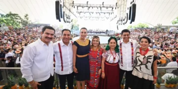 Eduardo Ramírez promueve la riqueza de Chiapas en la Guelaguetza 2026