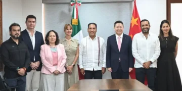 Eduardo Ramírez se reúne con el embajador Extraordinario y Plenipotenciario de China en México, Chen Daojiang