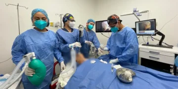 Fortalece IMSS diagnóstico de enfermedades pulmonares con servicio de broncoscopia 