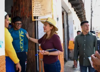 Alcaldesa Fabiola Ricci fortalece el diálogo ciudadano en el histórico Barrio de Mexicanos