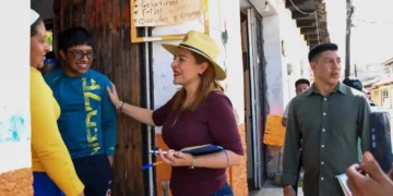 Alcaldesa Fabiola Ricci fortalece el diálogo ciudadano en el histórico Barrio de Mexicanos
