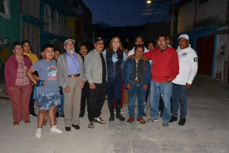 Supervisa Fabiola Ricci avances del dren pluvial en La Isla
