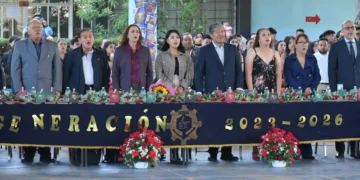 Ayuntamiento de San Cristóbal refrenda apoyo a la educación en clausura de la EST No. 80