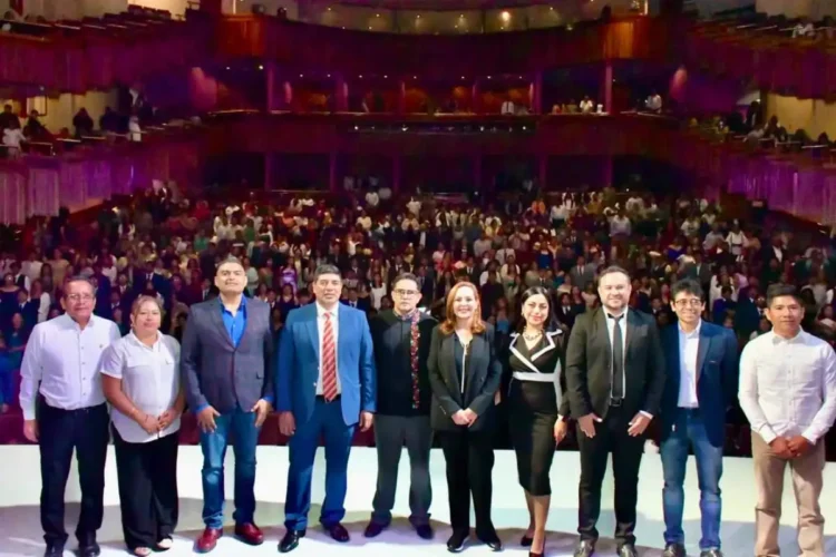 Fabiola Ricci reconoce el esfuerzo de la generación 2023–2026 del COBACH Plantel 58
