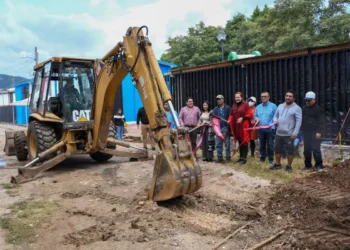 Inicia obra integral en la colonia El Tejar para fortalecer infraestructura hidráulica y vial de SCLC