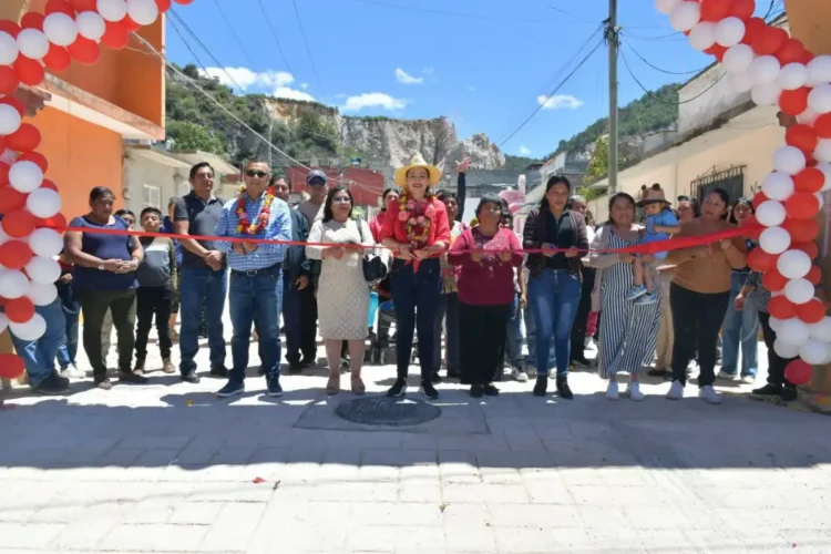 Inaugura Fabiola Ricci obra integral en la colonia Salsipuedes 
