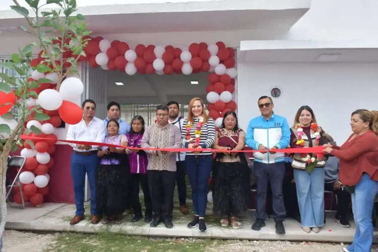 Inaugura Fabiola Ricci comedor comunitario y módulos de baños en Los Nogales