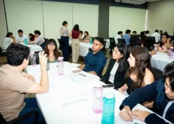 Jóvenes participan en Taller Legislativo como parte de los trabajos del 16º Parlamento Juvenil del Estado