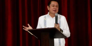Chiapas fortalece coordinación con juristas de la CFE