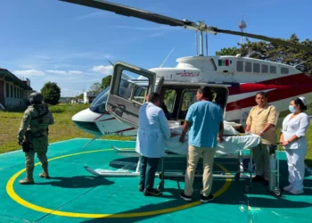 Coordinación interinstitucional permite traslado aéreo de paciente con Código Infarto en Chiapas