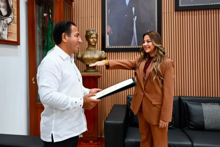 Eduardo Ramírez designa a Alejandra Gómez como nueva titular de la Comisión Estatal de Caminos