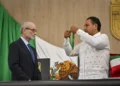 Gobernador impone Medalla “Miguel Álvarez del Toro” al biólogo Carlos Guichard Romero