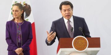 El 81% de maestros, a favor de regular uso de dispositivos en escuelas: Mario Delgado